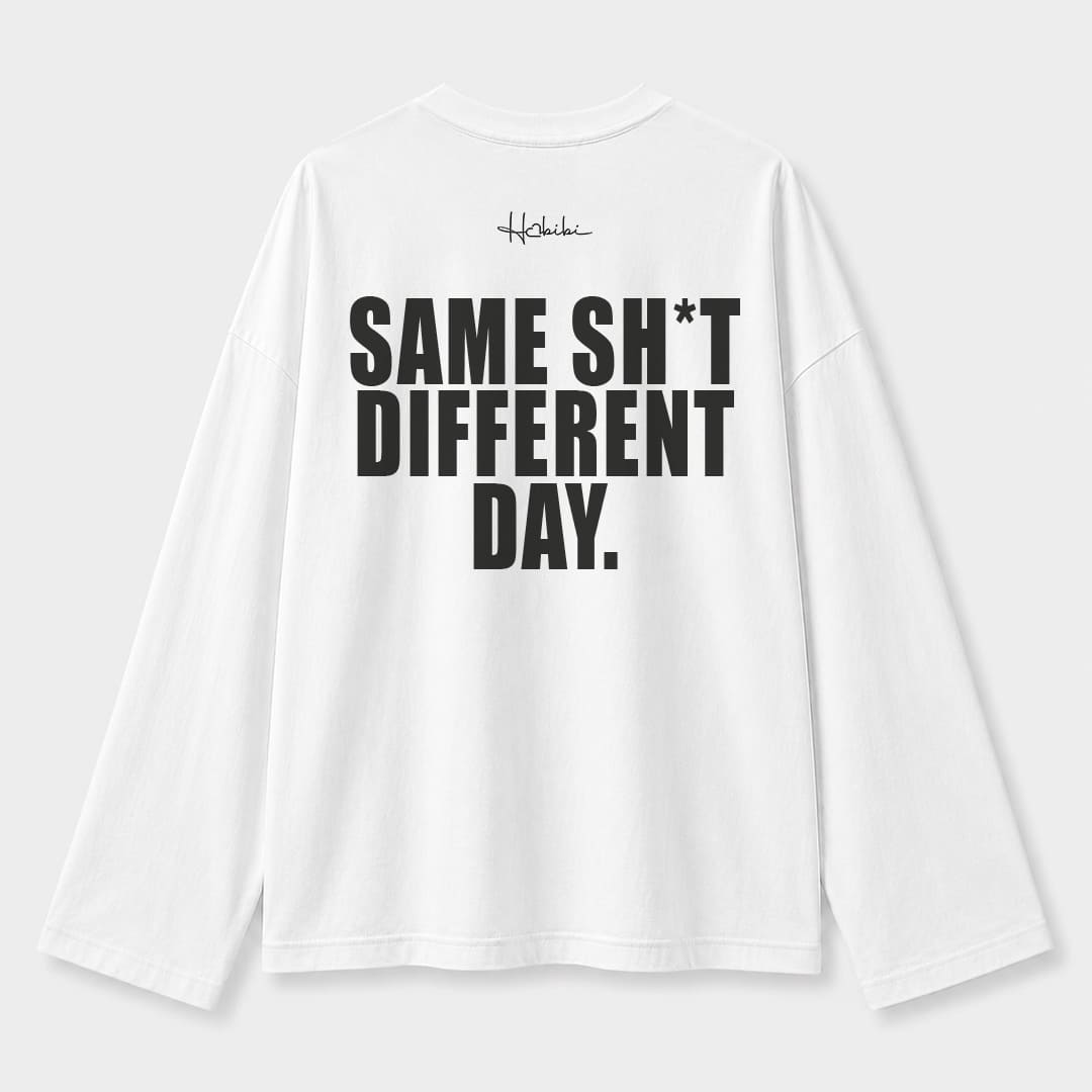 T-Shirt Long Sleeve - Different Day